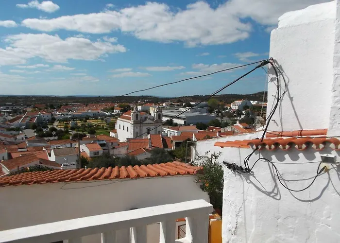 Encosta Do Castelo