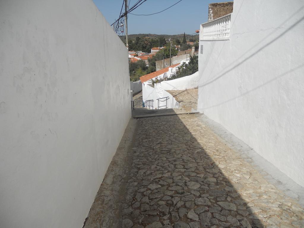 Encosta Do Castelo *
